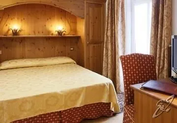 Hotel Regina Cortina d'Ampezzo Italy